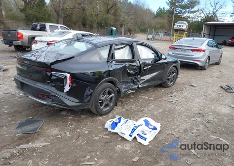 2025 Kia K4 Lxs из США, поврежденный, VIN 3KPFT4DE9SE010261